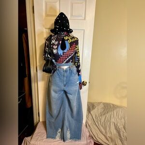 Nylon Apparel USA Graphic Graffiti‎ Print Keyhole Neck Bodysuit